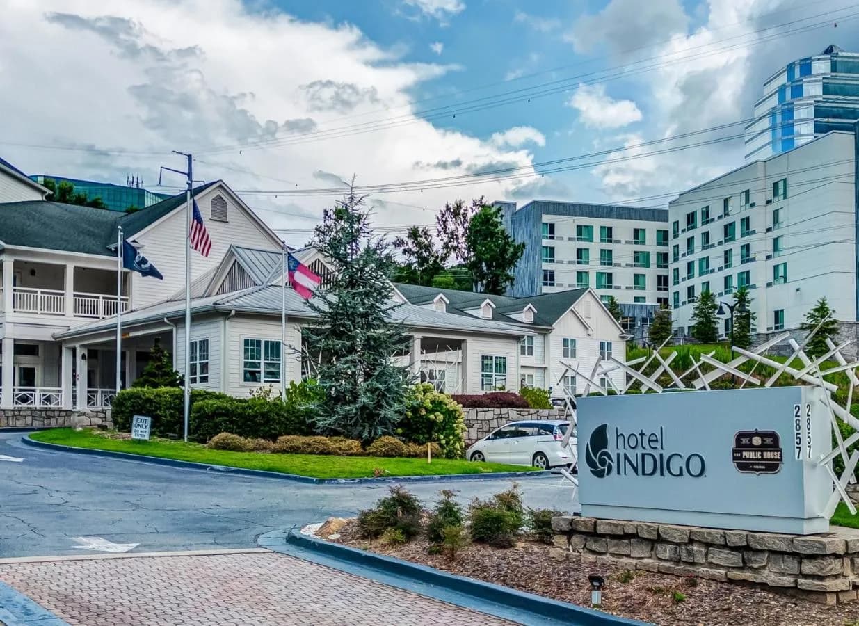 Hotel Indigo Atlanta inings an IHG Hotel