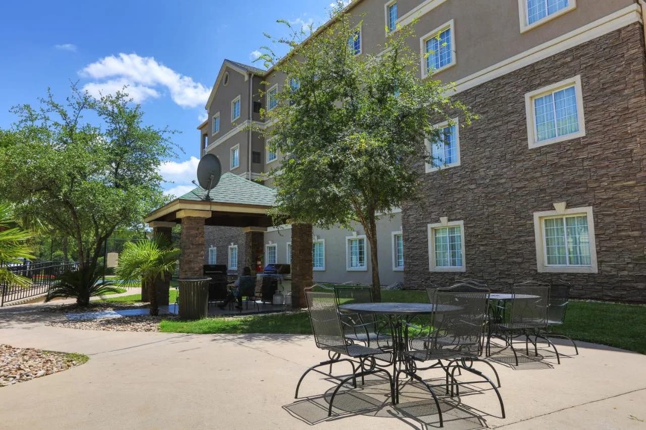 Staybridge Suites Austin Central / Airport Area an IHG Hotel