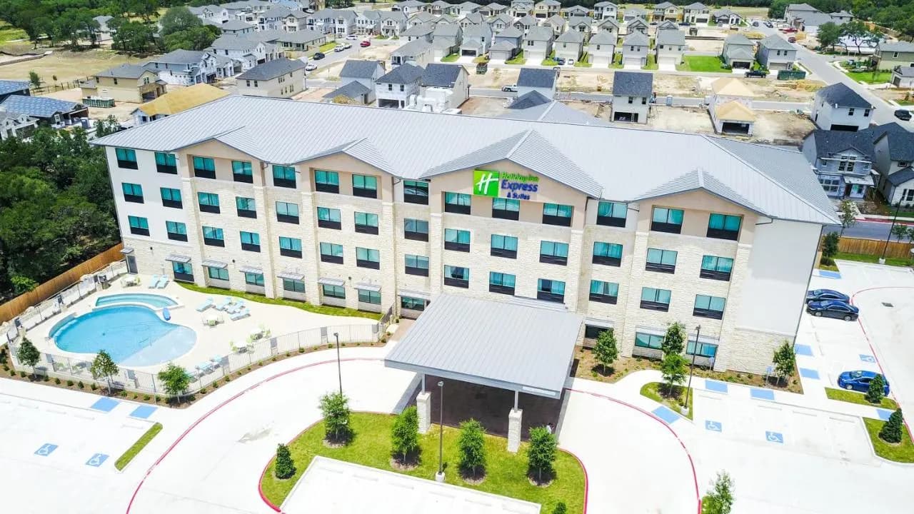 Holiday Inn Express & Suites-Dripping Springs - Austin Area an IHG Hotel