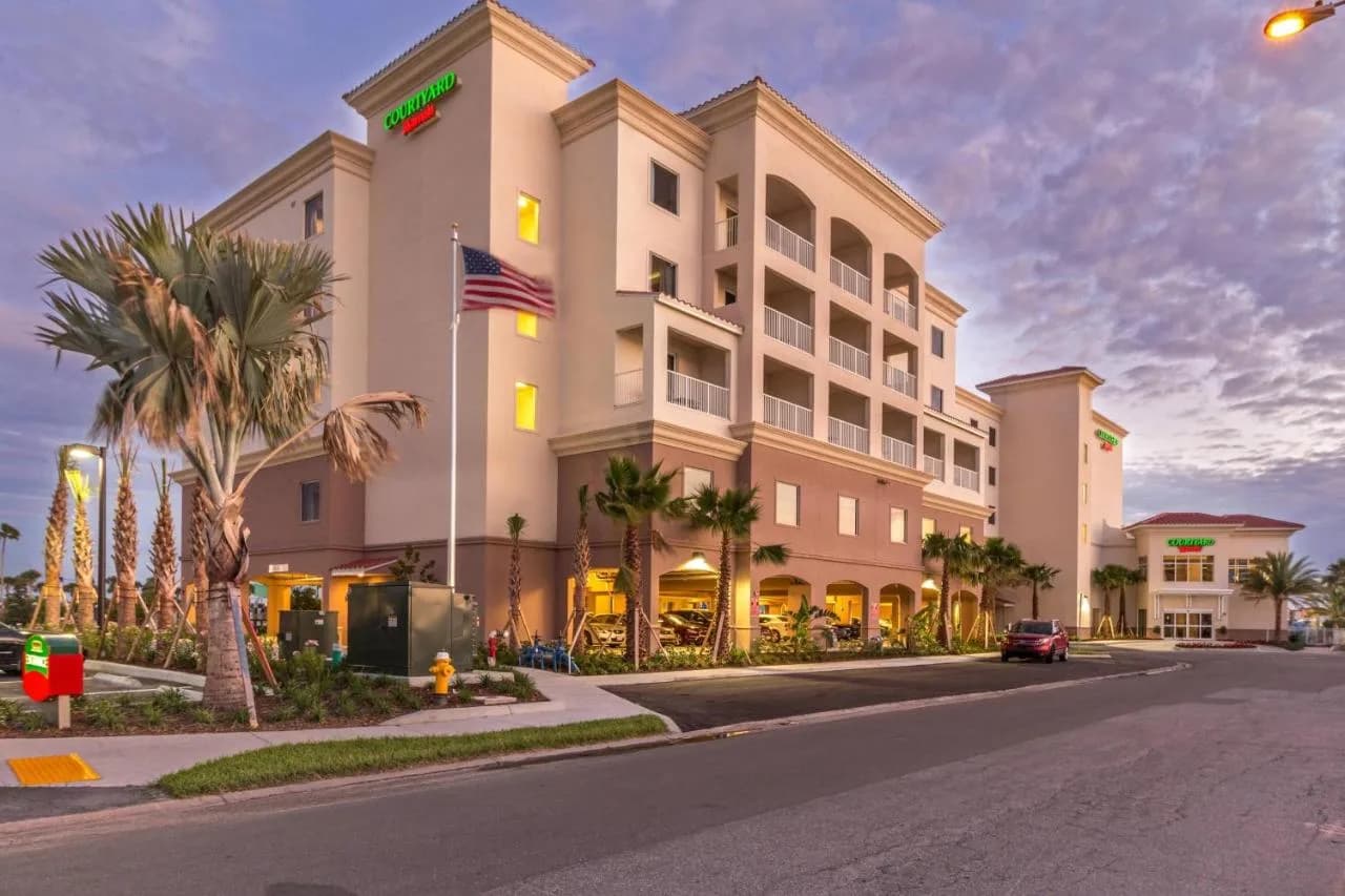 Courtyard St. Petersburg Clearwater Madeira Beach