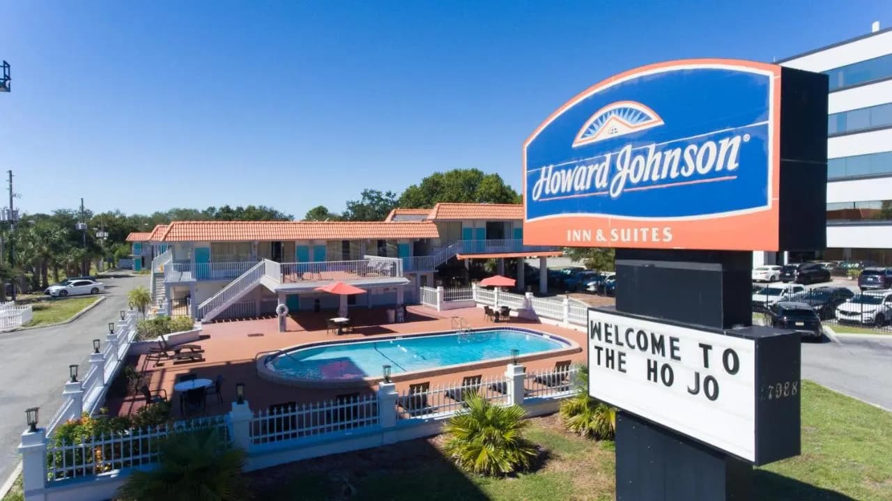 Howard Johnson by Wyndham Clearwater Dunedin