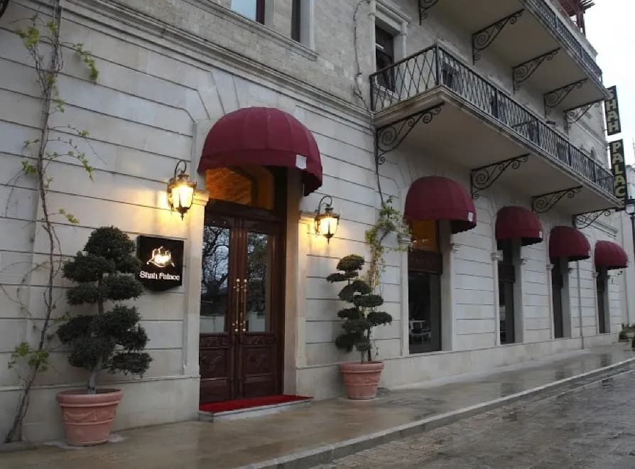 Shah Palace Luxury Museum Hotel